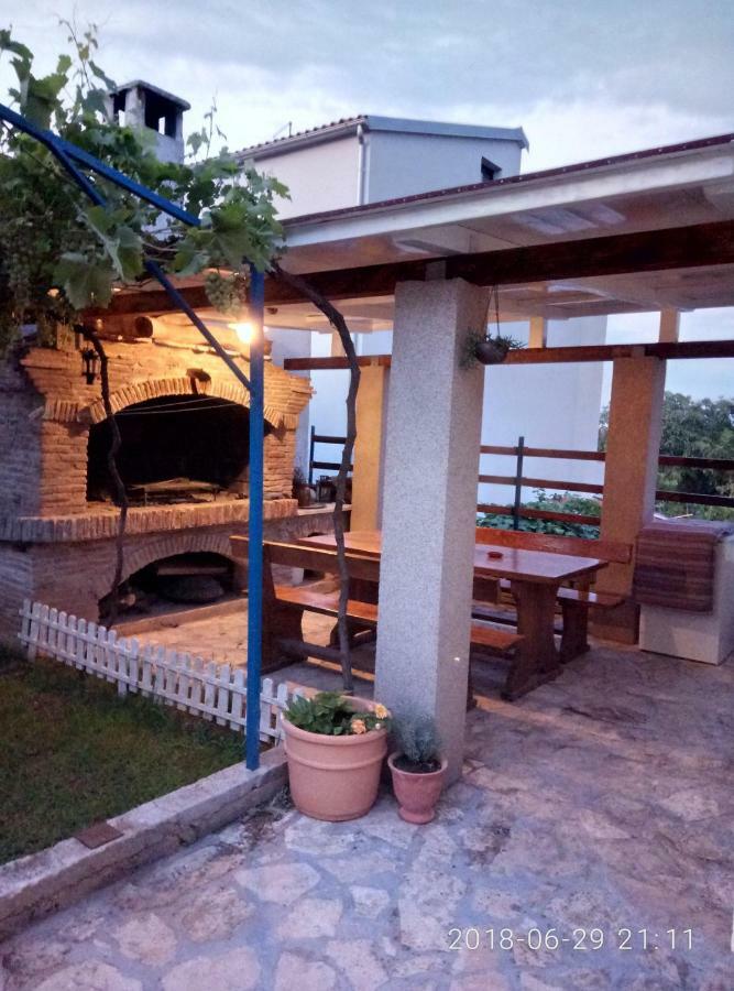 Apartman Vivian Pula Exterior photo