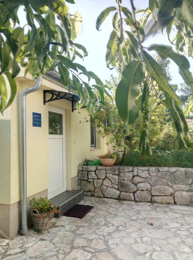 Apartman Vivian Pula Exterior photo